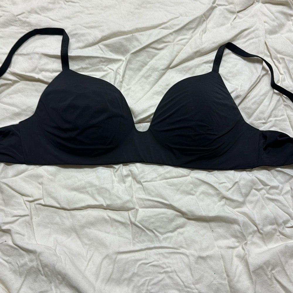 Black Victoria secret pink bra